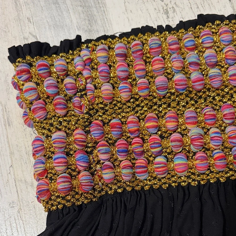 Koch Erica Skirt Shorts With Beaded Fabric Balls Size Small - Picture 3 of 9